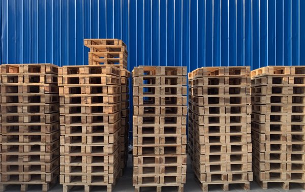 兴隆木托盘摆放技巧